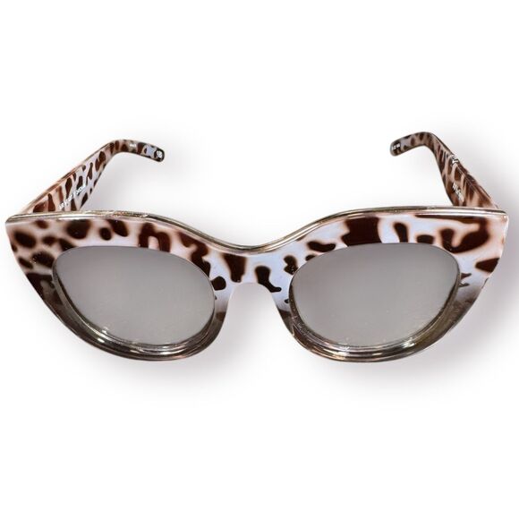 Le Specs Air Heart‎ Cat Eye Sunglasses Cheetah Frame Womens Sunglasses - Picture 1 of 6